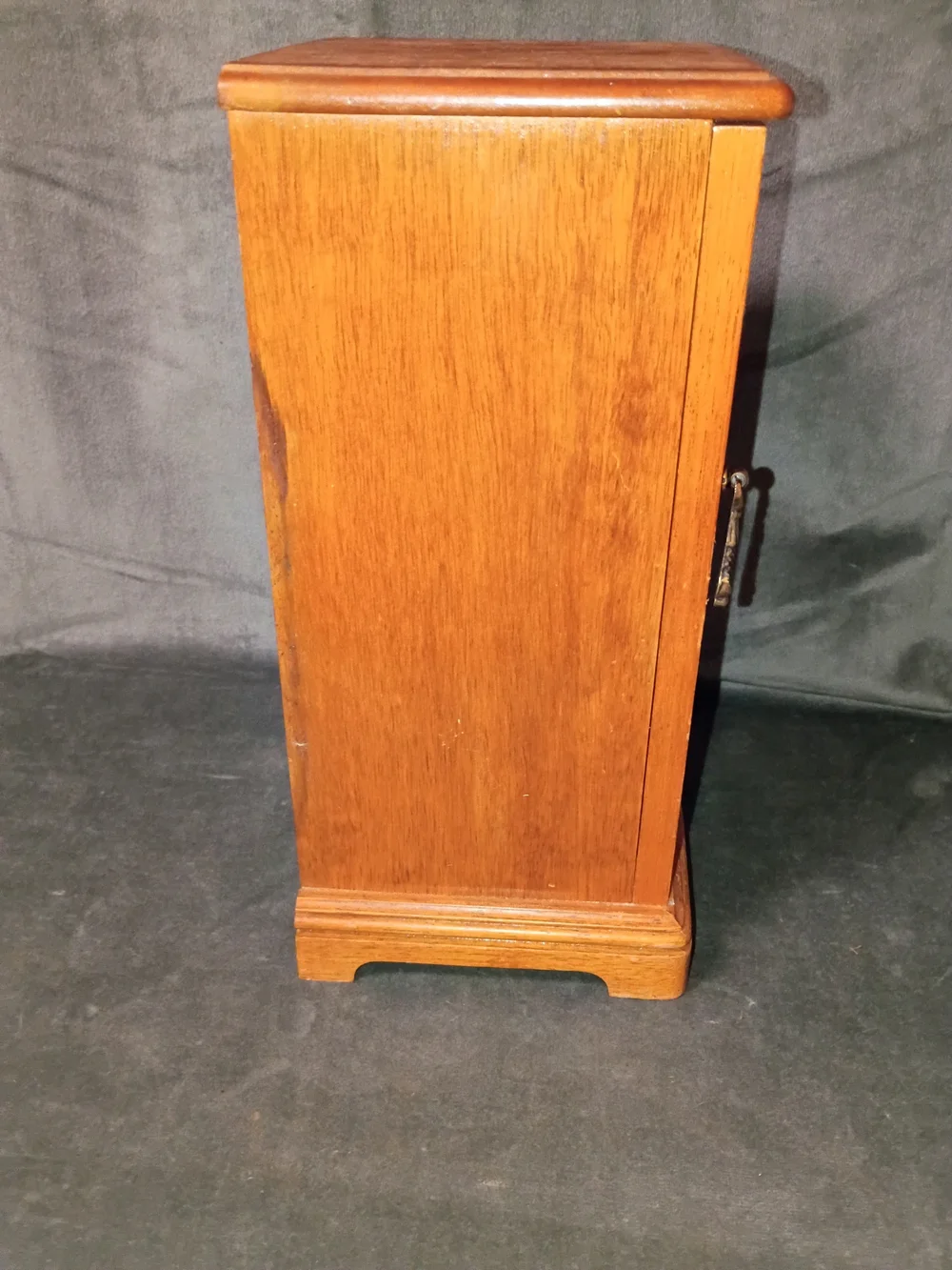 Vintage Wooden Jewelry Cabinet with Stained Glass Door 10.5x5.5 In
